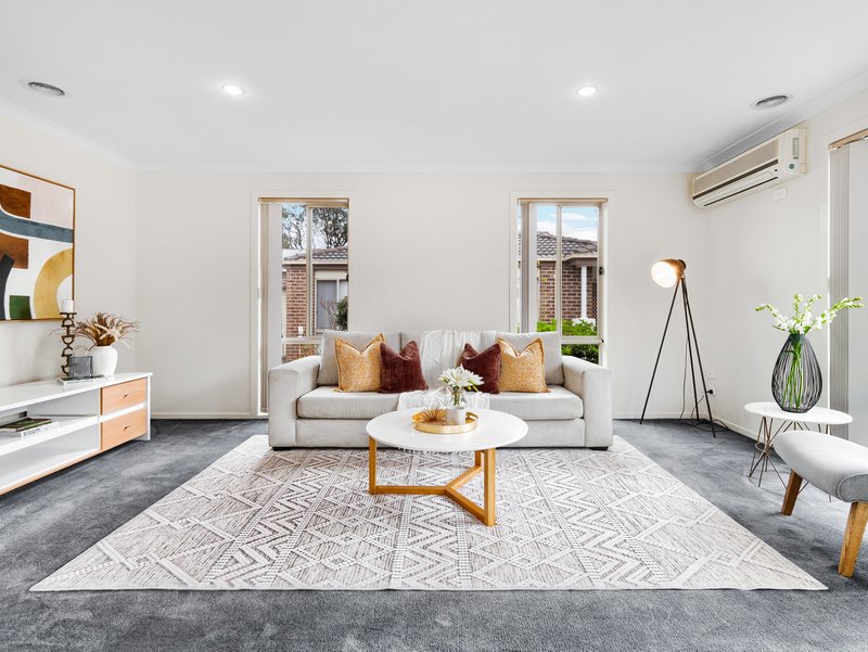 Photo - 6/7-9 Elizabeth Street, Cranbourne North VIC 3977 - Image 9