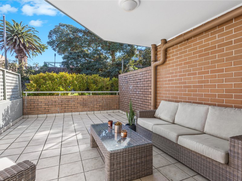 Photo - 6/7-9 Pittwater Rd , Manly NSW 2095 - Image 2