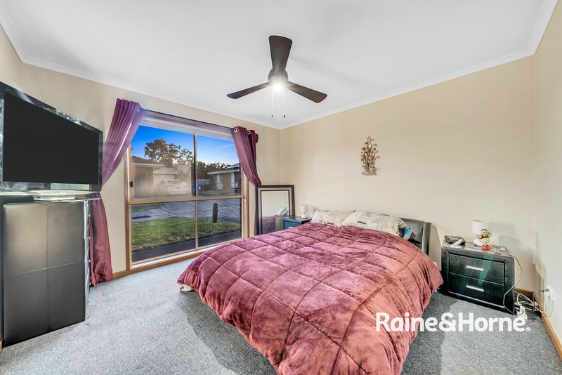 Photo - 6/7-9 Tucker Street, Cranbourne VIC 3977 - Image 3