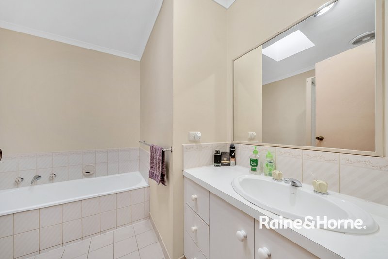 Photo - 6/7-9 Tucker Street, Cranbourne VIC 3977 - Image 9