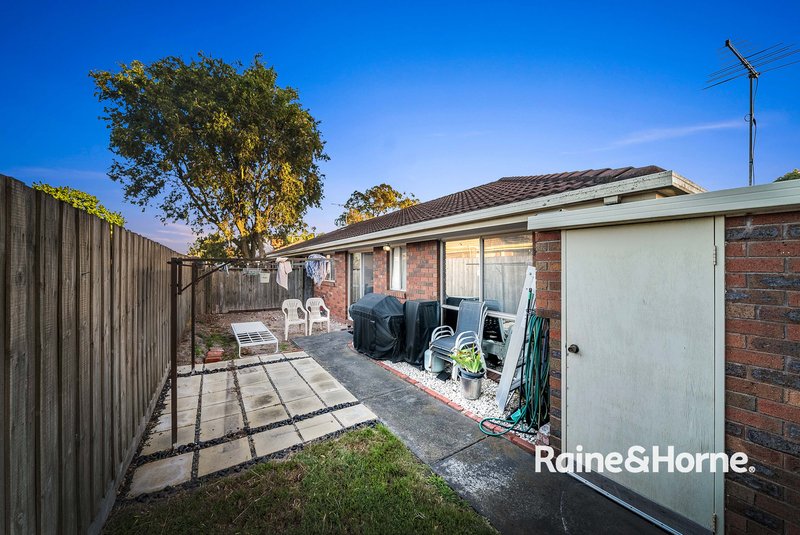 Photo - 6/7-9 Tucker Street, Cranbourne VIC 3977 - Image 12