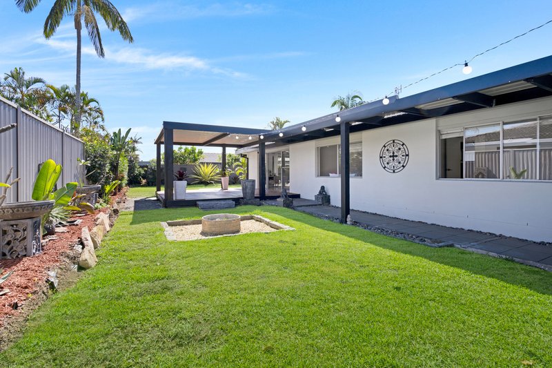 Photo - 67 Allawah Street, Sorrento QLD 4217 - Image 8