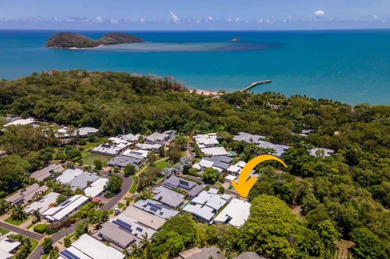 67 Bangalow Lane, Palm Cove QLD 4879