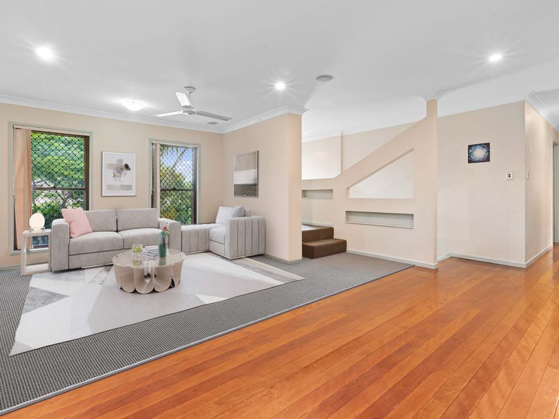 Photo - 67 Barbaralla Drive, Springwood QLD 4127 - Image 1