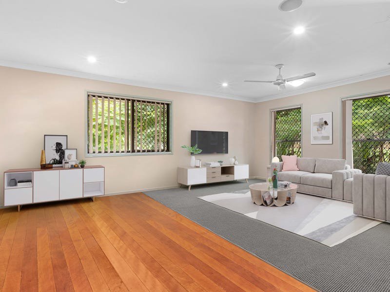 Photo - 67 Barbaralla Drive, Springwood QLD 4127 - Image 2