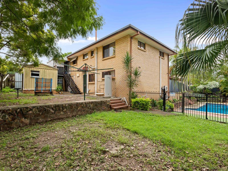 Photo - 67 Barbaralla Drive, Springwood QLD 4127 - Image 17