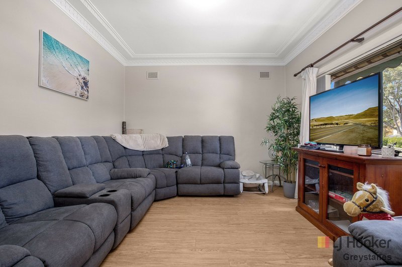 Photo - 67 Boronia Street, South Wentworthville NSW 2145 - Image 4