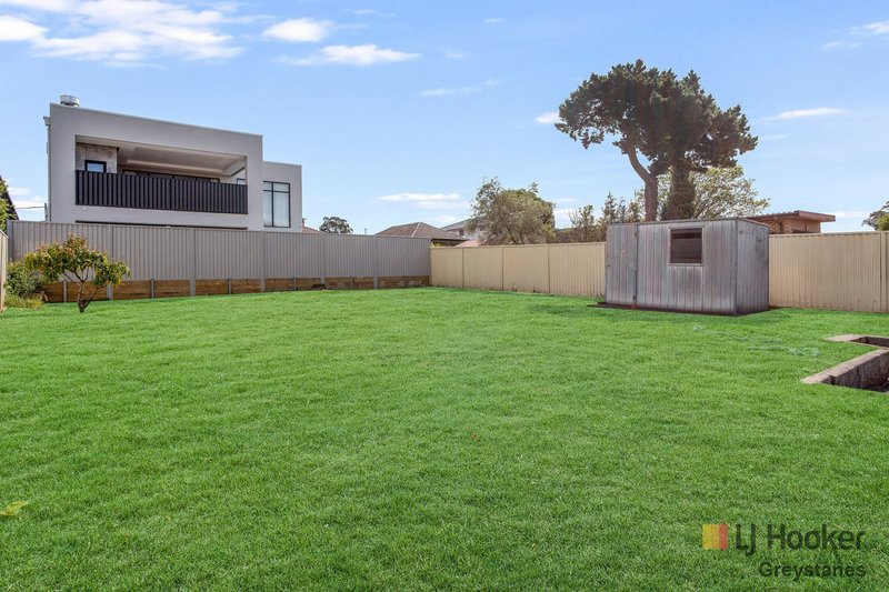 Photo - 67 Boronia Street, South Wentworthville NSW 2145 - Image 11