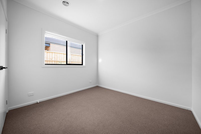 Photo - 67 Bray Street, Deanside VIC 3336 - Image 11