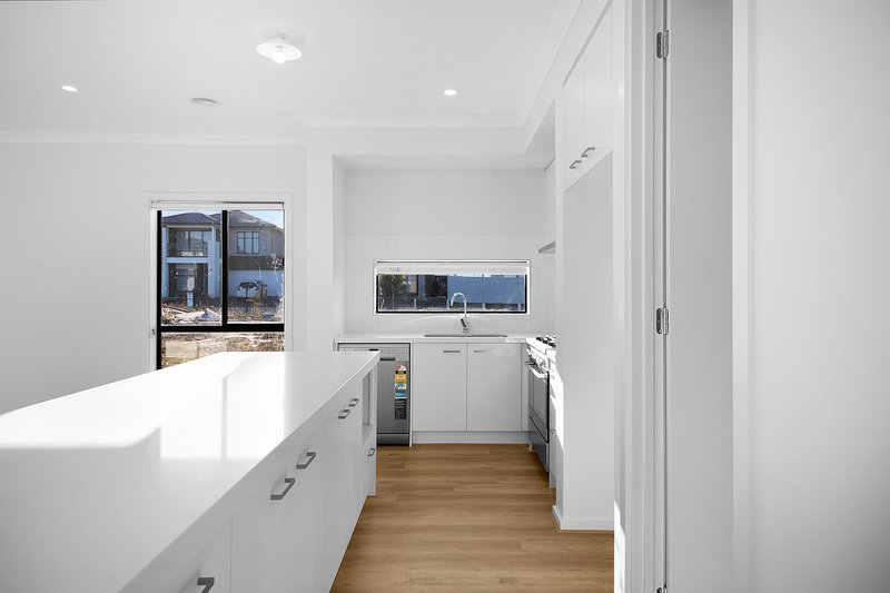 Photo - 67 Bray Street, Deanside VIC 3336 - Image 13