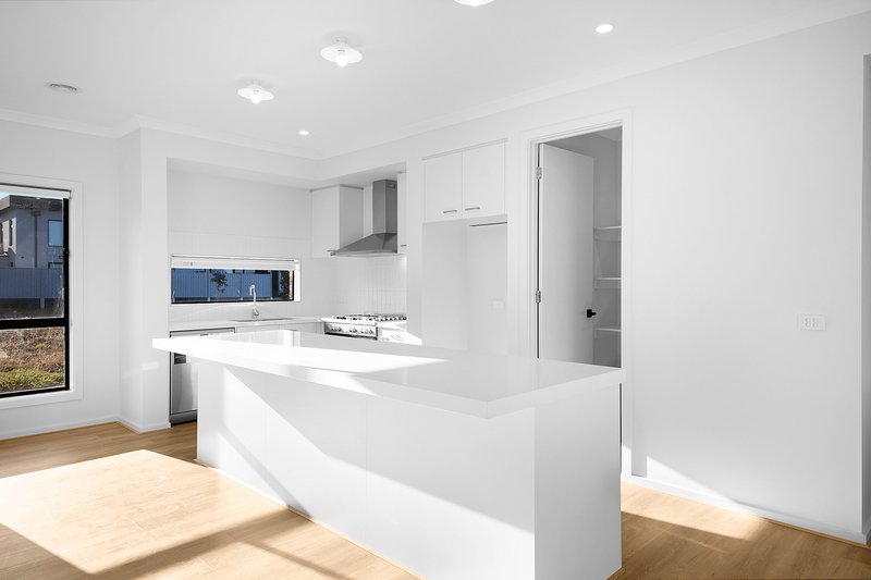 Photo - 67 Bray Street, Deanside VIC 3336 - Image 15