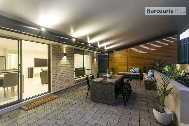 Photo - 67 Brooklyn Drive, Hallett Cove SA 5158 - Image 19