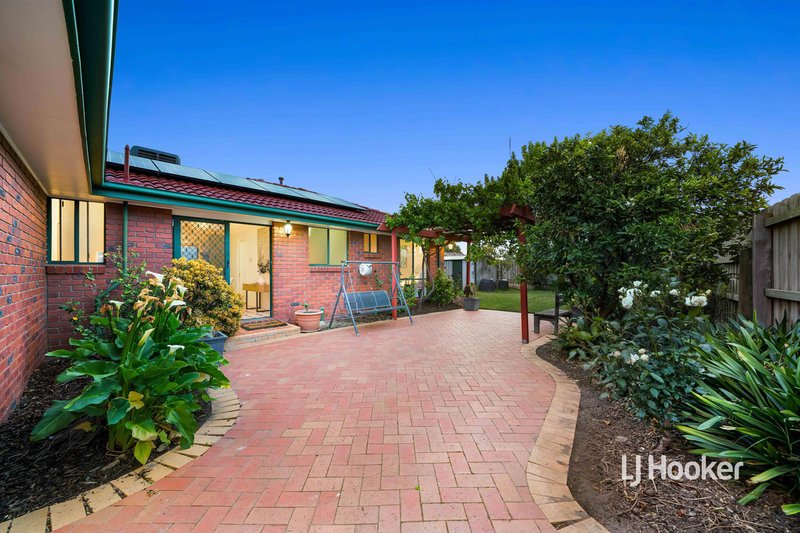 Photo - 67 Canonbury Circle, Seabrook VIC 3028 - Image 15