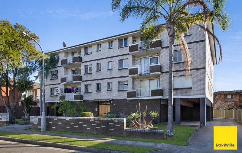 Photo - 6/7 Carramar Avenue, Carramar NSW 2163 - Image 1