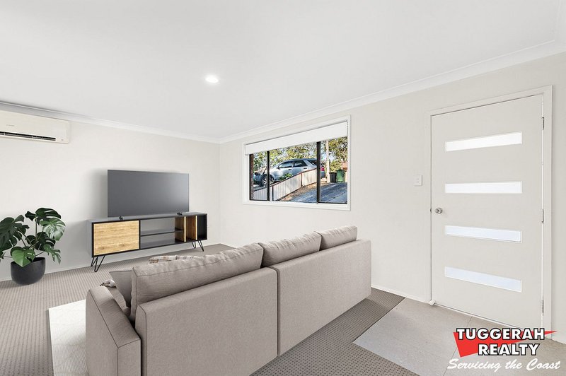 Photo - 67 Casey Drive, Watanobbi NSW 2259 - Image 3