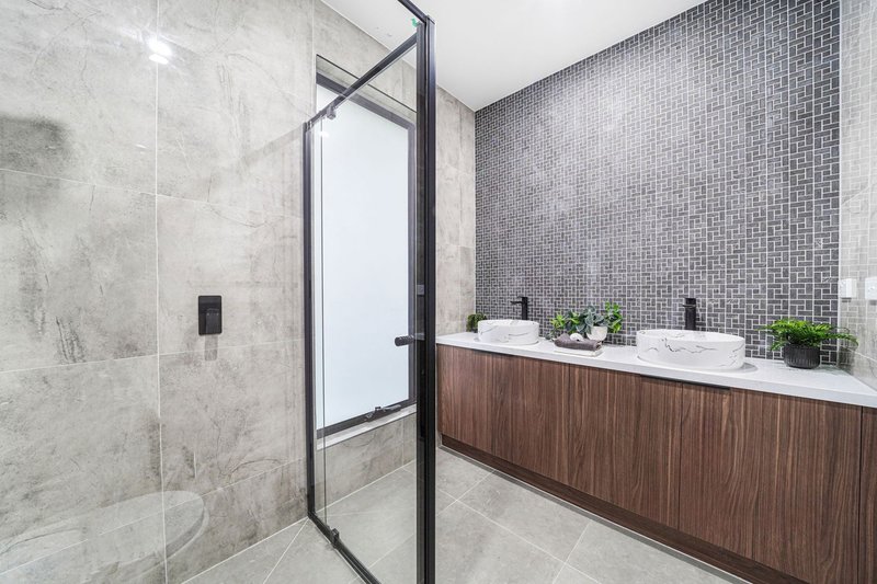 Photo - 67 Castello Drive, Deanside VIC 3336 - Image 16