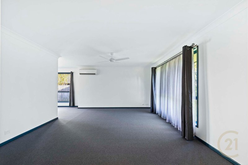 Photo - 67 Charolais Crescent, Upper Kedron QLD 4055 - Image 4