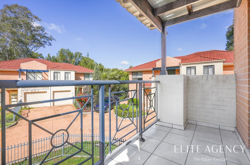 Photo - 67 Coffs Harbour Avenue, Hoxton Park NSW 2171 - Image 10