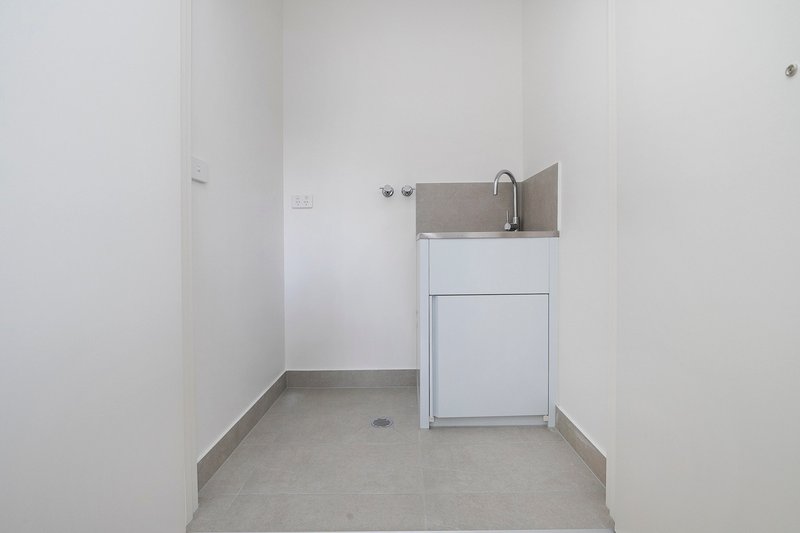 Photo - 67 Cole Street, Braybrook VIC 3019 - Image 8