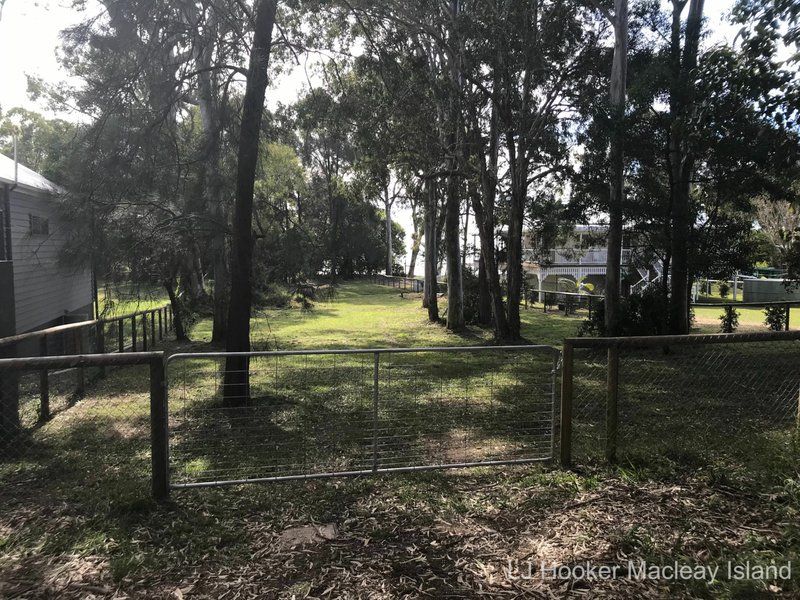 Photo - 67 Coondooroopa Drive, Macleay Island QLD 4184 - Image 2