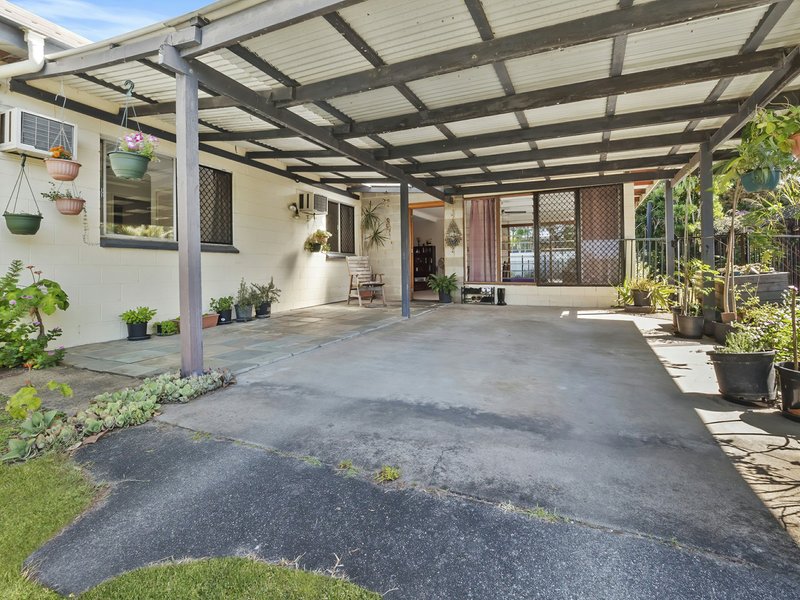 Photo - 67 Cunningham Street, Yorkeys Knob QLD 4878 - Image 2