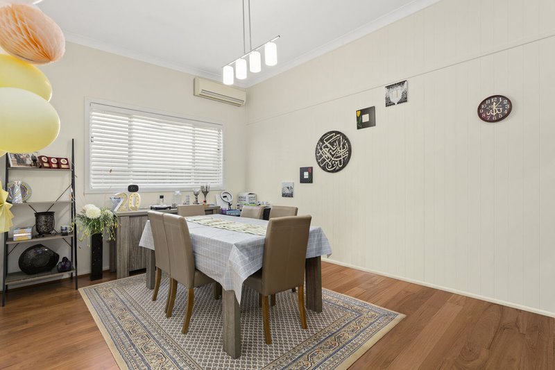 Photo - 67 Damien Avenue, Greystanes NSW 2145 - Image 4