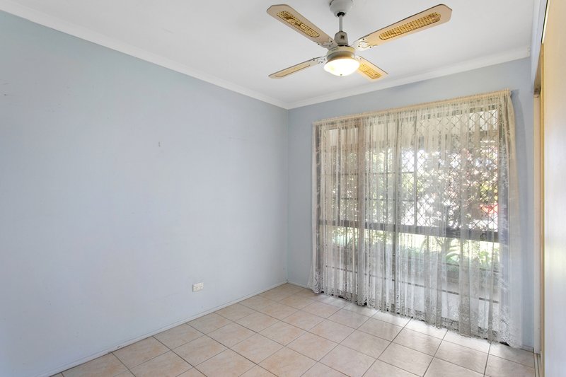 Photo - 67 Dolphin Dr , Bongaree QLD 4507 - Image 6