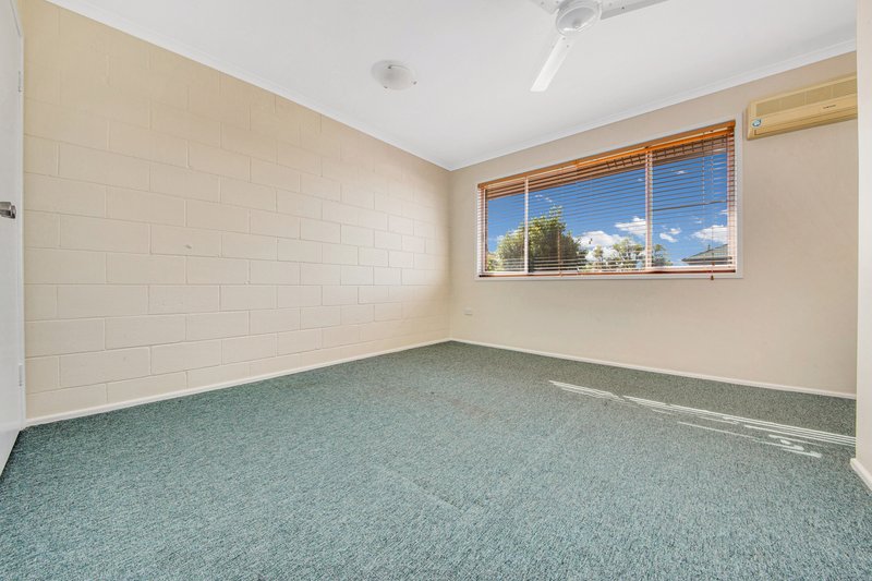 Photo - 6/7 Eden Street, South Gladstone QLD 4680 - Image 9