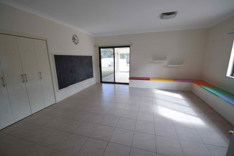 Photo - 67 Elm Street, Esk QLD 4312 - Image 5