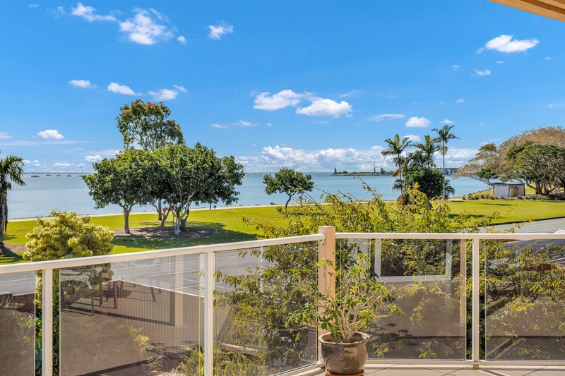 Photo - 67 Endeavour Esplanade, Newport QLD 4020 - Image 4