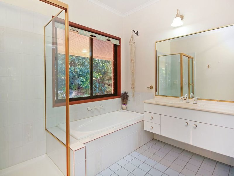 Photo - 67 Executive Drive, Park Ridge QLD 4125 - Image 12