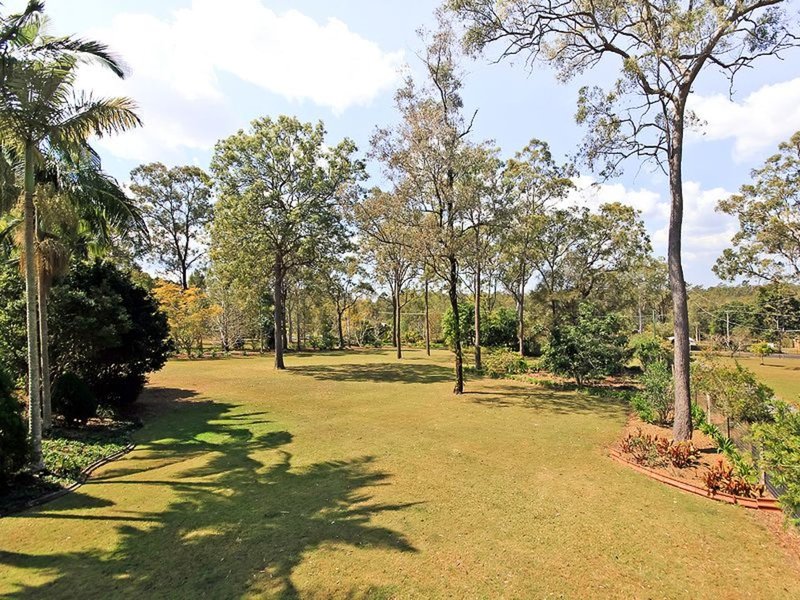 Photo - 67 Executive Drive, Park Ridge QLD 4125 - Image 16