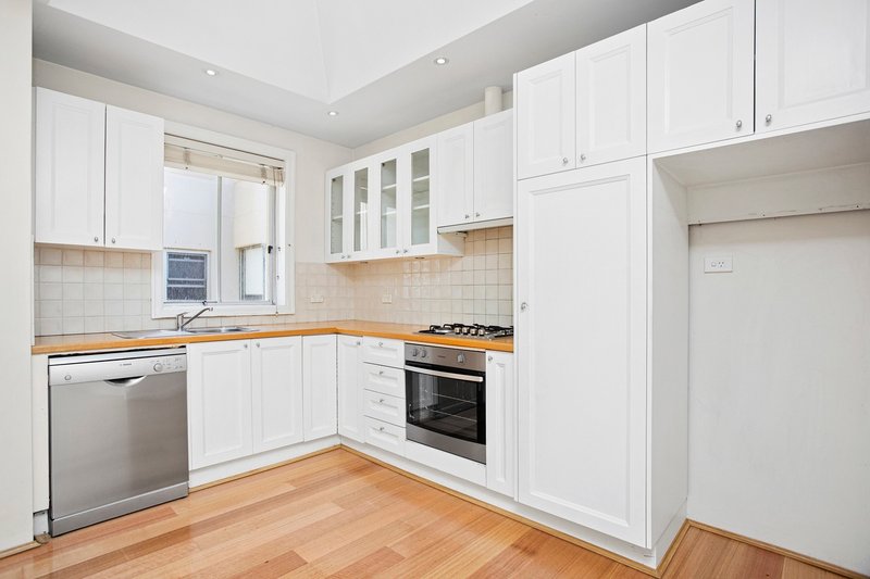 Photo - 6/7 Fairlight Crescent, Fairlight NSW 2094 - Image 2