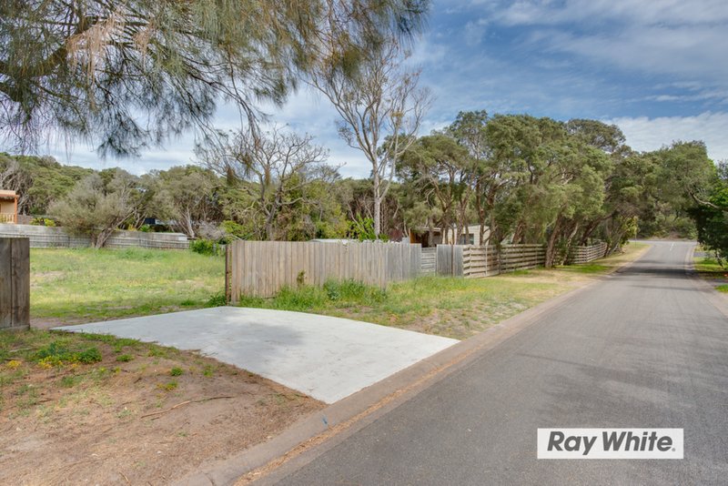 67 Fern Grove, Rye VIC 3941