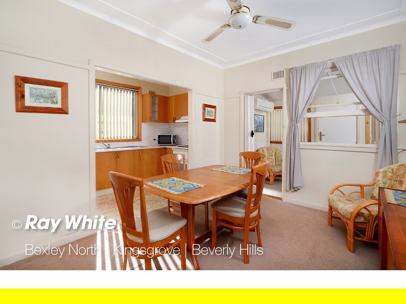 Photo - 67 Glamis Street, Kingsgrove NSW 2208 - Image 3