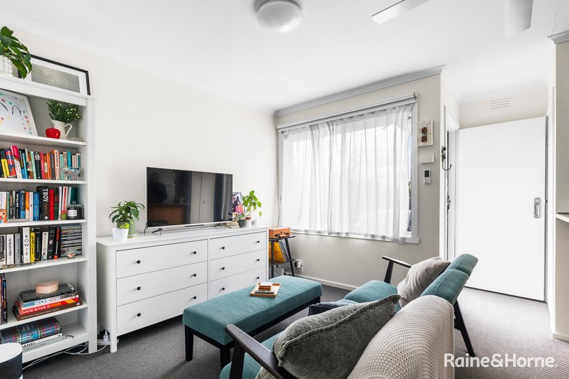 Photo - 6/7 Gordon Street, Brunswick West VIC 3055 - Image 2