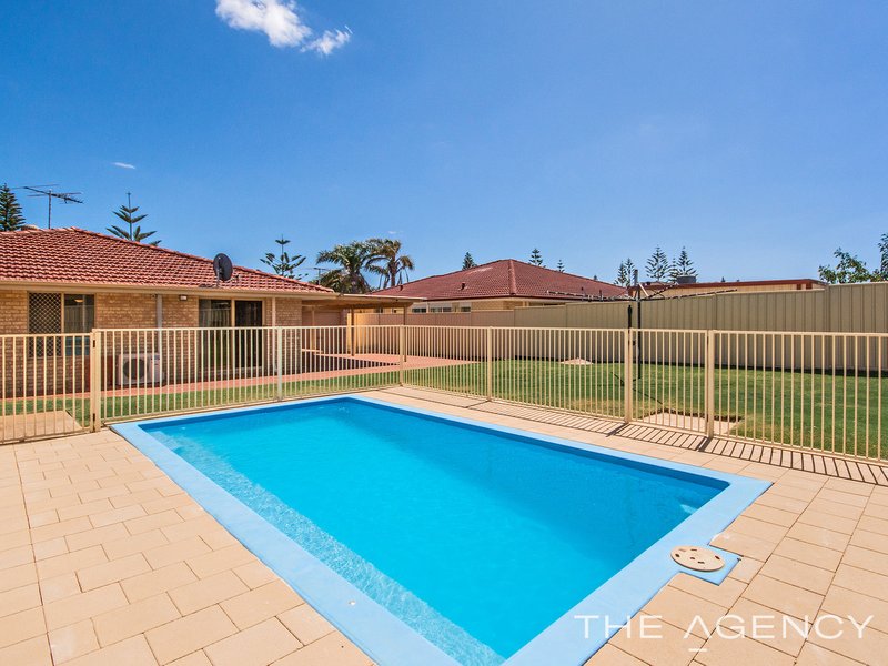 Photo - 67 Grand Ocean Boulevard, Port Kennedy WA 6172 - Image 2