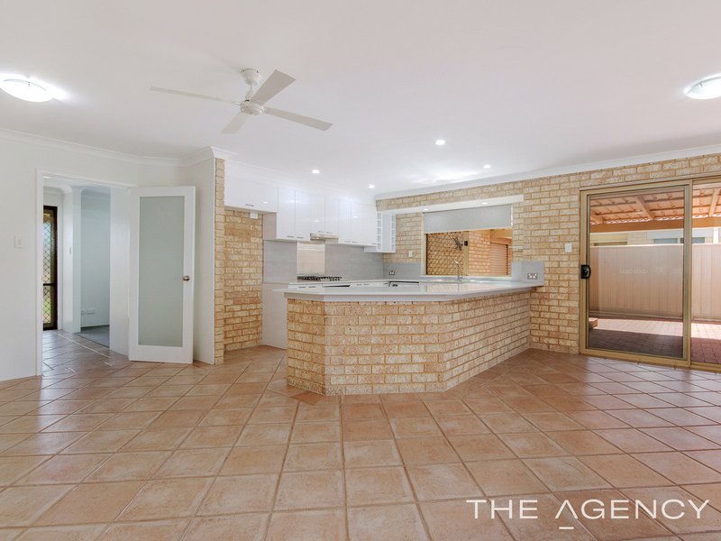 Photo - 67 Grand Ocean Boulevard, Port Kennedy WA 6172 - Image 13