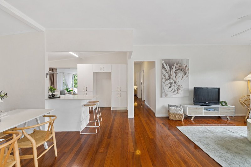 Photo - 67 Halsmere Street, Geebung QLD 4034 - Image 5