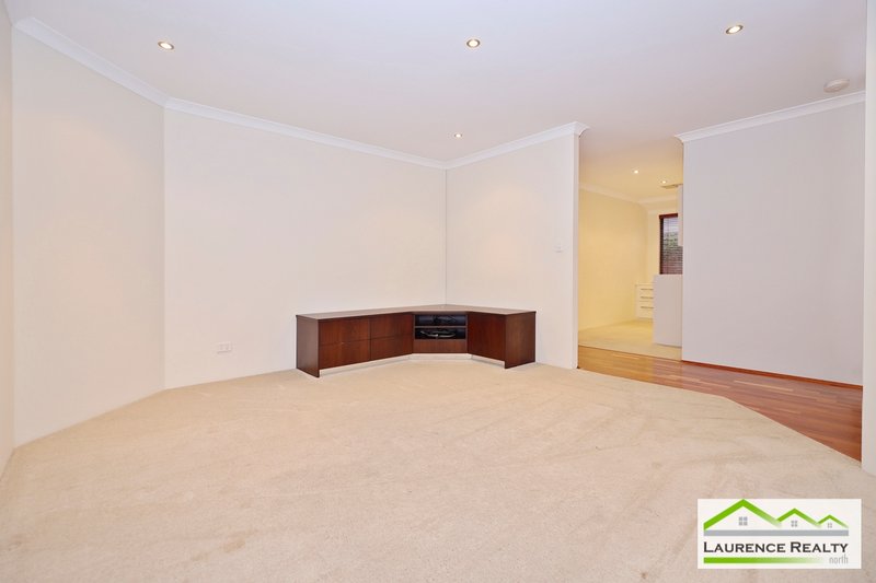 Photo - 67 Hannaford Avenue, Clarkson WA 6030 - Image 4