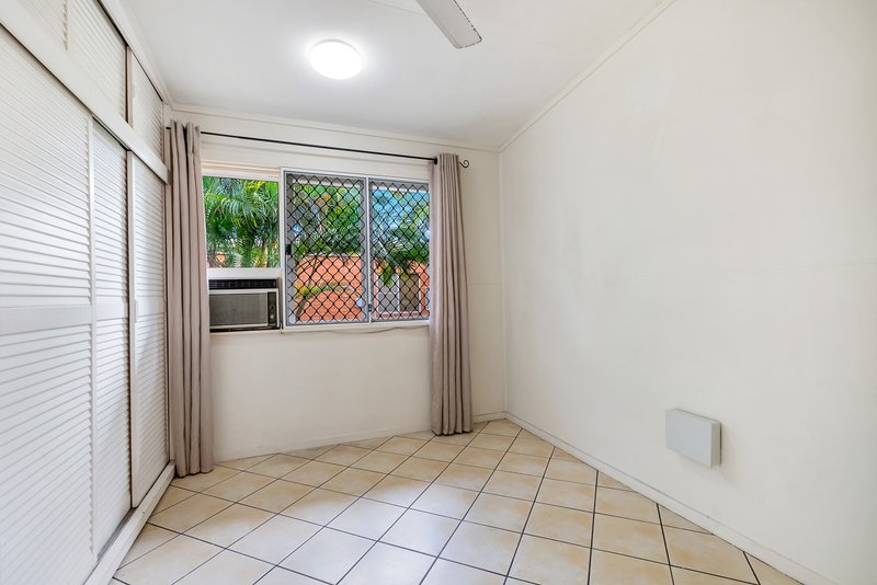 Photo - 67 Hannam Street, Westcourt QLD 4870 - Image 9