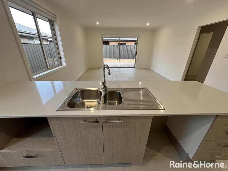 Photo - 67 Hatcher Road, Munno Para Downs SA 5115 - Image 10