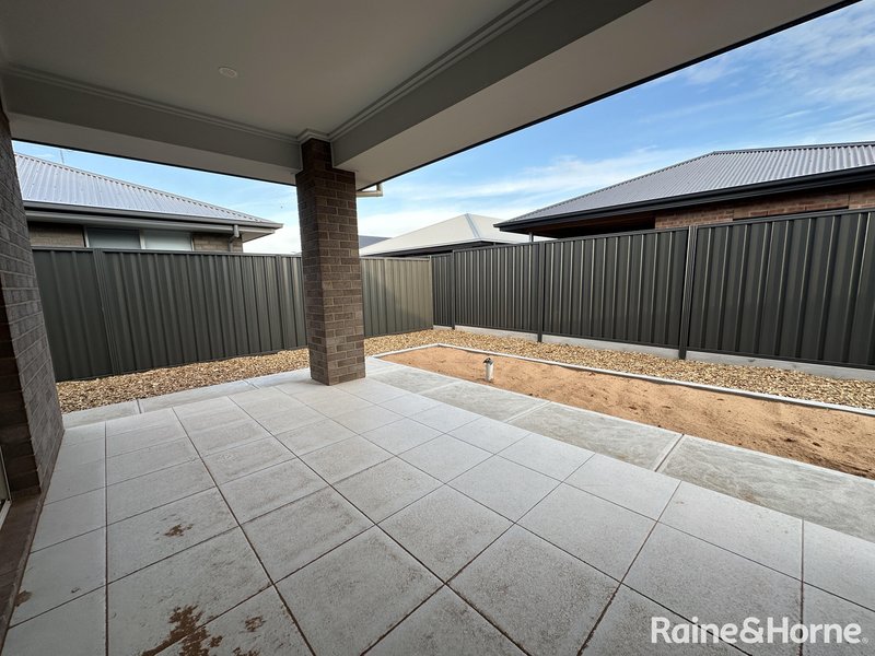 Photo - 67 Hatcher Road, Munno Para Downs SA 5115 - Image 17
