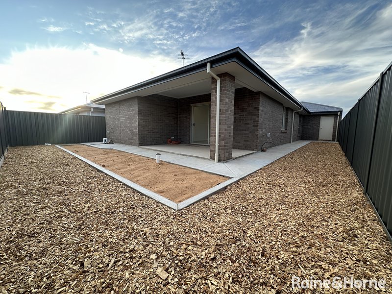 Photo - 67 Hatcher Road, Munno Para Downs SA 5115 - Image 18
