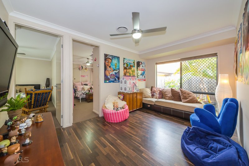 Photo - 67 Headsail Drive, Banksia Beach QLD 4507 - Image 14