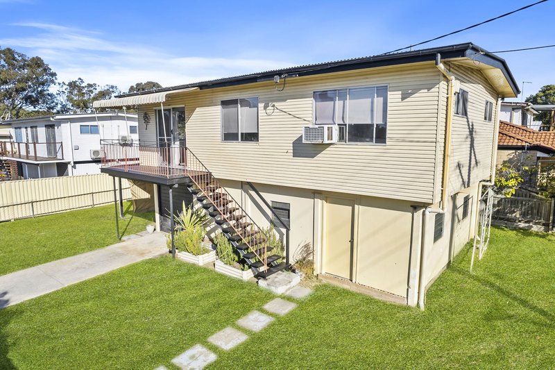 Photo - 67 Henzell Street, Kippa-Ring QLD 4021 - Image 15