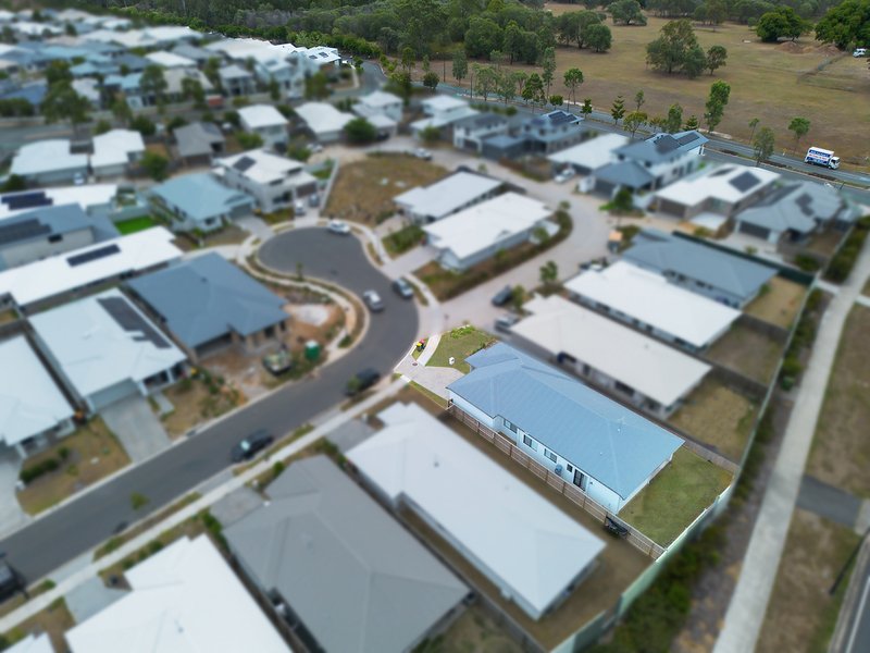 Photo - 67 Highbury Court, Greenbank QLD 4124 - Image 20