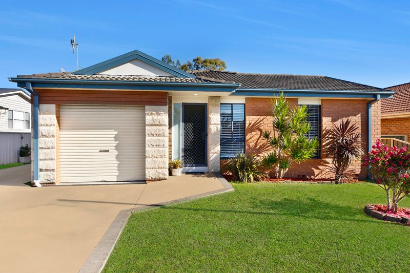 67 Hume Boulevard, Killarney Vale NSW 2261