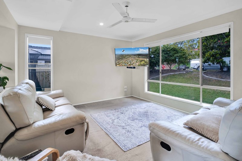 Photo - 67 Ingles Circuit, Arundel QLD 4214 - Image 5