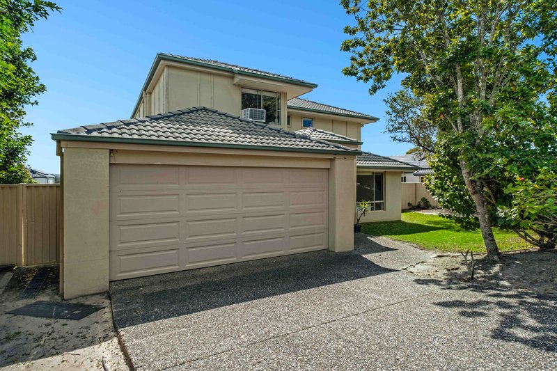 Photo - 67 Ingles Circuit, Arundel QLD 4214 - Image 17
